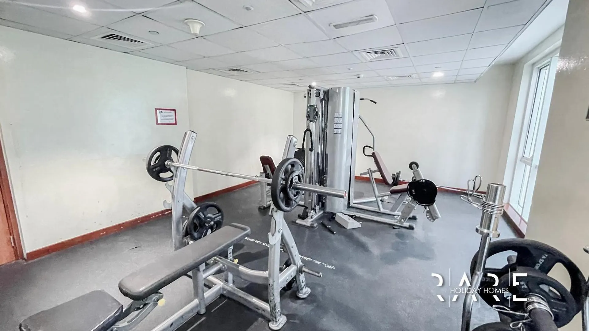 Rare Holiday Homes - Crescent Tower - Impz - Dubai Production City - R704